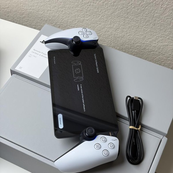 PlayStation Portal Remote Player - White