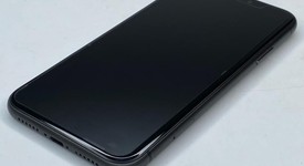 Mint
													Apple iPhone 11 - Metro by T-Mobile, Black, 64 GB, A2111, photo 3 of 7