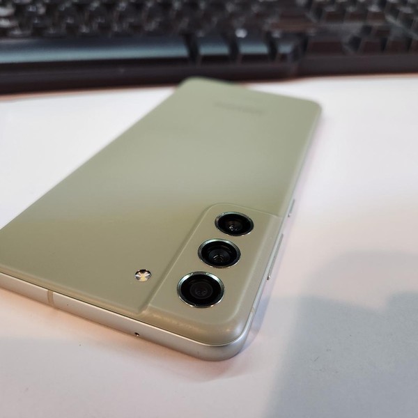 Samsung Galaxy S21 FE 5G - Verizon, Olive, 128 GB, 6 GB, SM-G990U