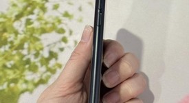 Good
													Apple iPhone SE 2nd Gen 2020 - Unlocked, Black, 64 GB, A2275, photo 3 of 8