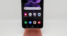 Good
													Samsung Galaxy Z Flip3 5G - T-Mobile, Black, 128 GB, 8 GB, SM-F711U, photo 1 of 8