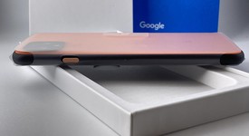 Mint
													Google Pixel 4 - Unlocked, Orange, 128 GB, 6 GB, G020I, Google Edition, photo 4 of 9