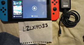 Good
													Nintendo Switch - Red & Blue, 32 GB, photo 4 of 7