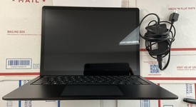Mint
													Microsoft Surface Laptop 5 - I7, Black, 1 TB, 32 GB, 13.5", photo 1 of 11