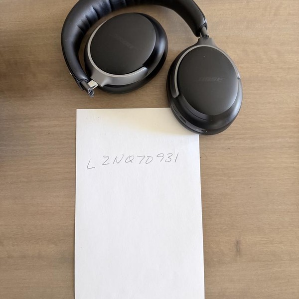 Bose QuietComfort Ultra Headphones - Black