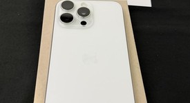 Mint
													Apple iPhone 16 Pro Max - Unlocked, White, 256 GB, A3084, photo 3 of 7