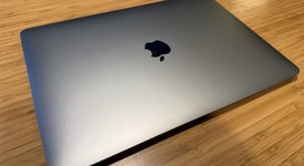 Good
													MacBook Air 2020 - 13" - Apple M1, Gray, 256 GB, 8 GB, photo 1 of 9