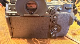 Mint
													Fuji X-H2, photo 1 of 17