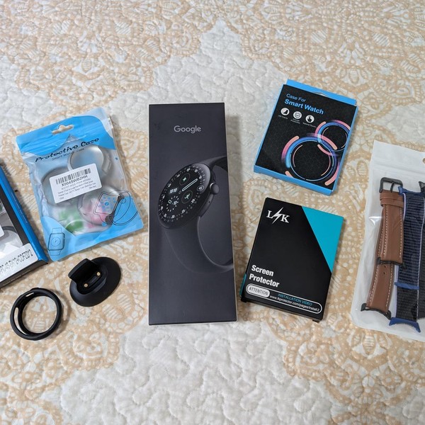 Google Pixel Watch 4 - Wi-Fi, Black, 45mm