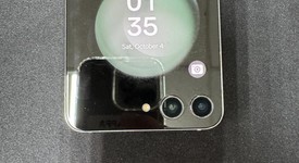 Good
													Samsung Galaxy Z Flip5 - Unlocked, Green, 256 GB, 8 GB, SM-F731U1, photo 2 of 7