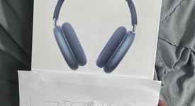 New
													Apple AirPods Max - Sky Blue, photo 2 of 6