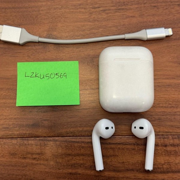 Apple AirPods 2nd Gen - Lightning Case