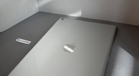 Good
													Apple iPad 9th Gen - Wi-Fi, Silver, 256 GB, A2602, photo 4 of 5