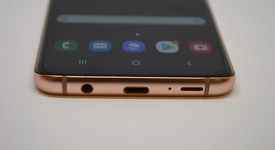 Good
													Samsung Galaxy S9 Plus - Unlocked, Gold, 64 GB, SM-G965U1, photo 1 of 9