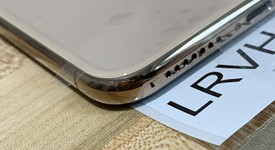 Mint
													Apple iPhone Xs Max - AT&T, Gold, 256 GB, A1921, photo 2 of 13