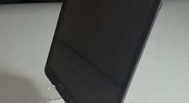 Good
													Apple iPad 8th Gen - Wi-Fi, Gray, 32 GB, A2270, photo 4 of 11