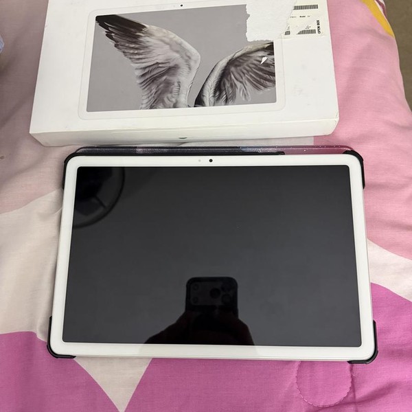 Google Pixel Tablet 11 inch - Wi-Fi, 128 GB, Porcelain, 8 GB, NO Dock