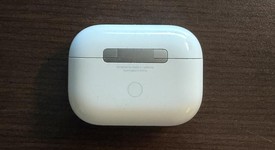 Used
													Apple AirPods Pro - Wireless Case, photo 3 of 5