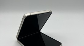 Mint
													Samsung Galaxy Z Flip3 5G - AT&T, Cream, 256 GB, 8 GB, SM-F711U, photo 2 of 5