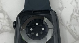 Fair
													Apple Watch Series 6 44mm - Unlocked, Gray, A2294 - Cellular, Aluminum, photo 5 of 6