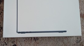 New
													MacBook Air 2025 (M4) - 13" - Apple M4, Midnight, 512 GB, 24 GB, photo 2 of 5