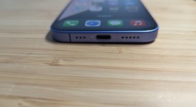 Good
													Apple iPhone 16 - Verizon, Ultramarine, 128 GB, A3081, photo 3 of 12