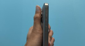 Good
													Apple iPhone 15 Pro - Unlocked, Natural, 128 GB, A2848, photo 3 of 7