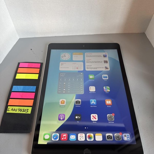 Apple iPad 9th Gen - Wi-Fi, Silver, 64 GB, A2602