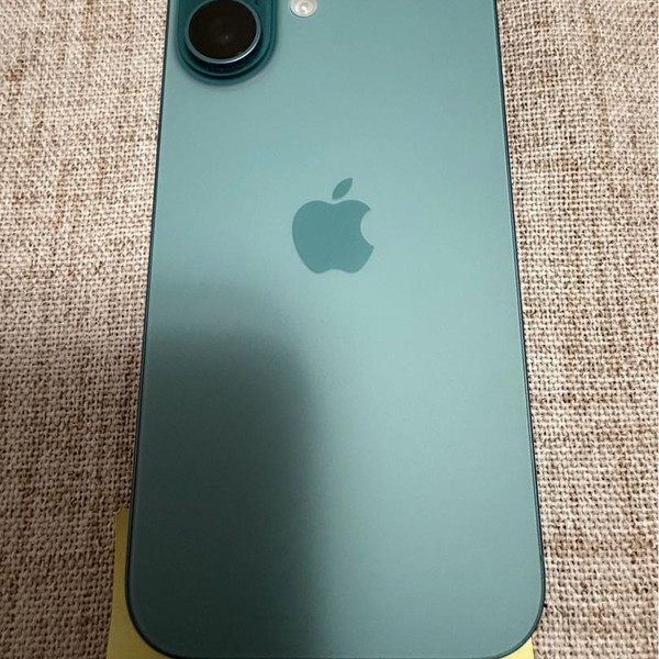 Apple iPhone 16 - Unlocked, 128 GB, Teal, A3081