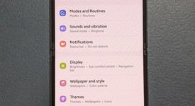 Good
													Samsung Galaxy Z Flip4 5G - Unlocked, Blue, 128 GB, 8 GB, SM-F721U1, photo 3 of 10