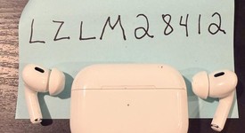 Used
													Apple AirPods Pro 2 - USB-C, photo 4 of 5