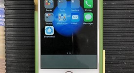 Mint
													Apple iPhone 6 - Verizon, Gold, 64 GB, A1549, photo 3 of 12