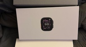 Good
													Apple Watch Ultra 3 49mm - Unlocked, Black, A3281, photo 4 of 7