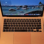 Good MacBook Air 2020 - 13 inch - Apple M1, Gold, 256 GB, 8 GB