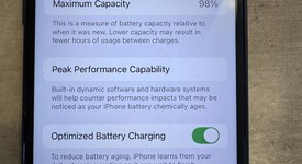 Fair
													Apple iPhone SE 3rd Gen 2022 - T-Mobile, Midnight, 64 GB, A2595, photo 4 of 11