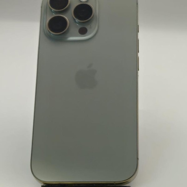 Apple iPhone 16 Pro - Unlocked, 256 GB, Natural, A3083