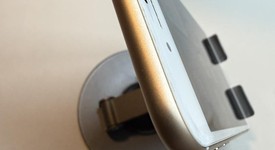 Good
													Apple iPhone 7 - Unlocked, Gold, 32 GB, A1660, photo 2 of 8