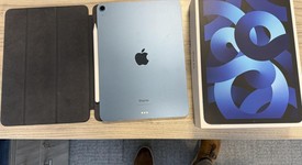 Mint
													Apple iPad Air 5th Gen - Wi-Fi, Blue, 256 GB, A2588, photo 4 of 12