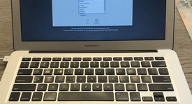 Good
													MacBook Air 2013 - 13" - Silver, 128 GB, 4 GB, photo 2 of 2