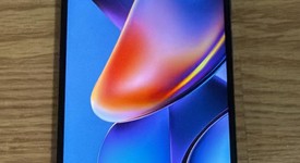 Mint
													Moto G 5G (2025) - Unlocked, Blue, 64 GB, photo 3 of 8