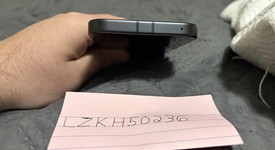 Mint
													Google Pixel 9a - Unlocked, Obsidian, 256 GB, 8 GB, photo 4 of 9