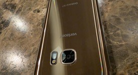 Good
													Samsung Galaxy S7 - Verizon, Gold, 32 GB, SM-G930V, photo 5 of 9
