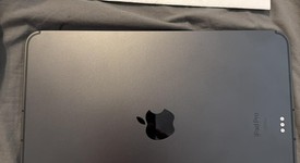 Mint
													Apple iPad Pro 11" (M4) 2024 - Unlocked, Black, 256 GB, 8 GB, A2837, Standard Glass, photo 3 of 7