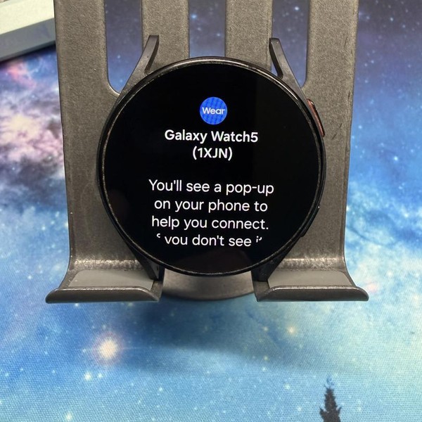Samsung Galaxy Watch5 - Unlocked, Graphite, 40mm