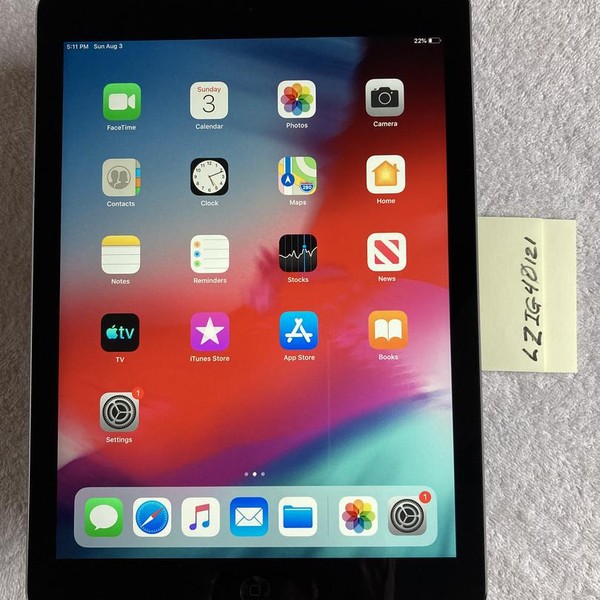 Apple iPad Air - Wi-Fi, 16 GB, Gray