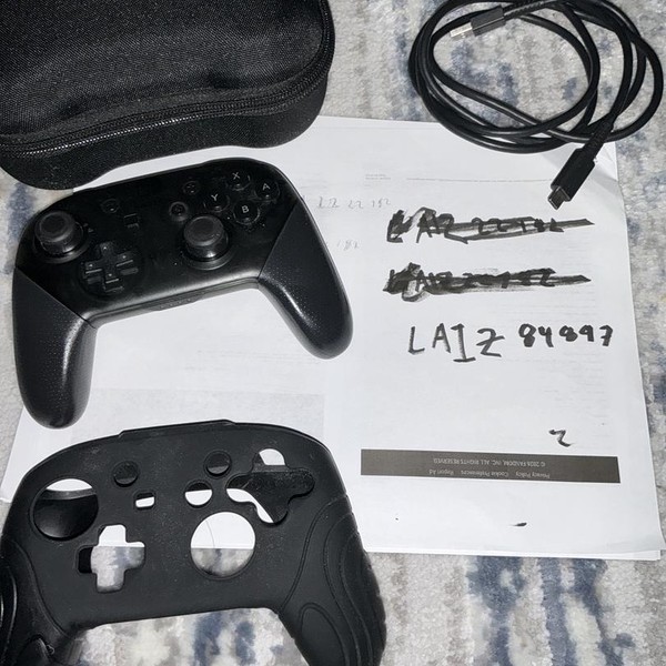Nintendo Switch Pro Controller - Black