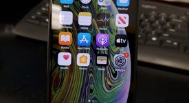 Good
													Apple iPhone Xs - Unlocked, Gray, 64 GB, A1920, photo 1 of 10