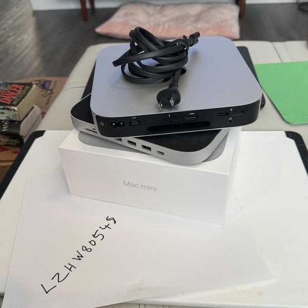 Mac mini 2023 - 256 GB, 8 GB, Apple M2, 1 Gigabit Ethernet