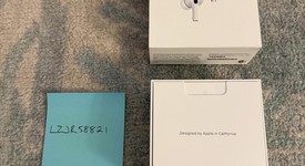 Used
													Apple AirPods Pro 2nd Gen - USB-C, photo 5 of 7