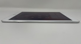 Good
													Apple iPad Air 2 - Unlocked, Silver, 32 GB, photo 1 of 6